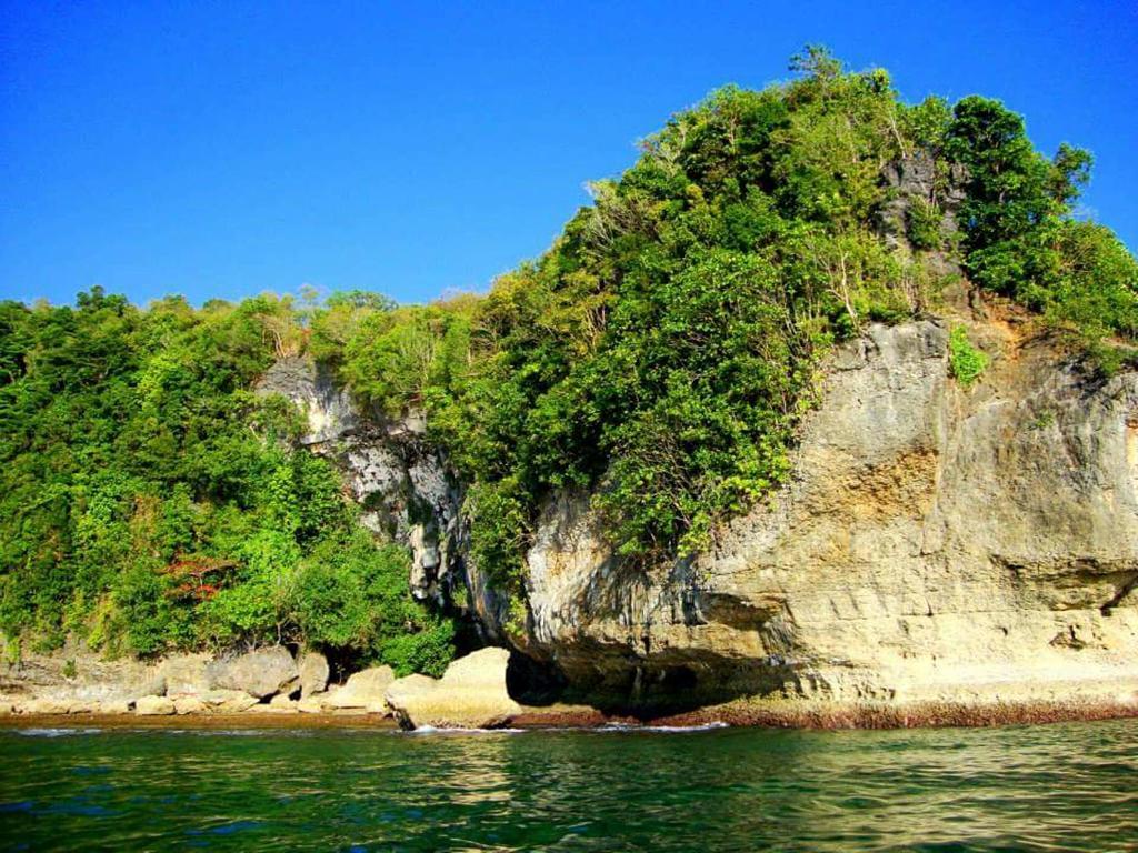 Brazaville Beach Resort Hinoba-an Dış mekan fotoğraf